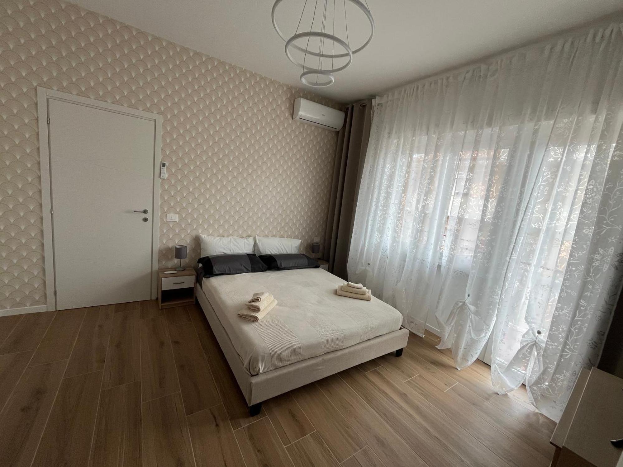 Pollyhouse * Roma